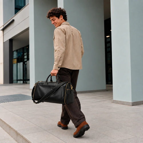 Bolsa de Viagem Porta - Roupas Preta | Modelo com Rodinha  Atelier