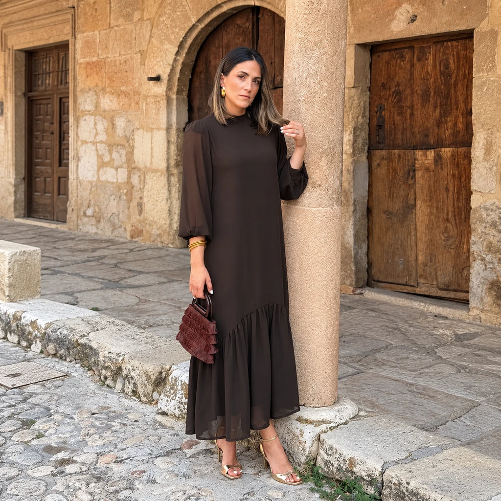 vestido marrom curto